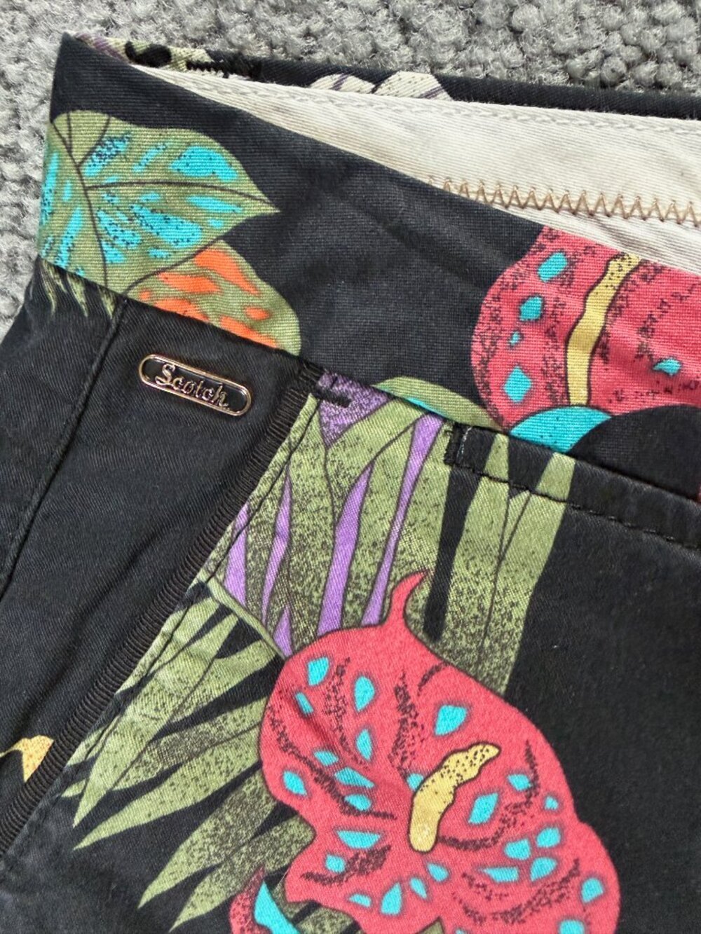 Scotch & Soda Multicolor Tropical Leopard Shorts -Men's Size W 31 - Excel. Cond. - Picture 5 of 13